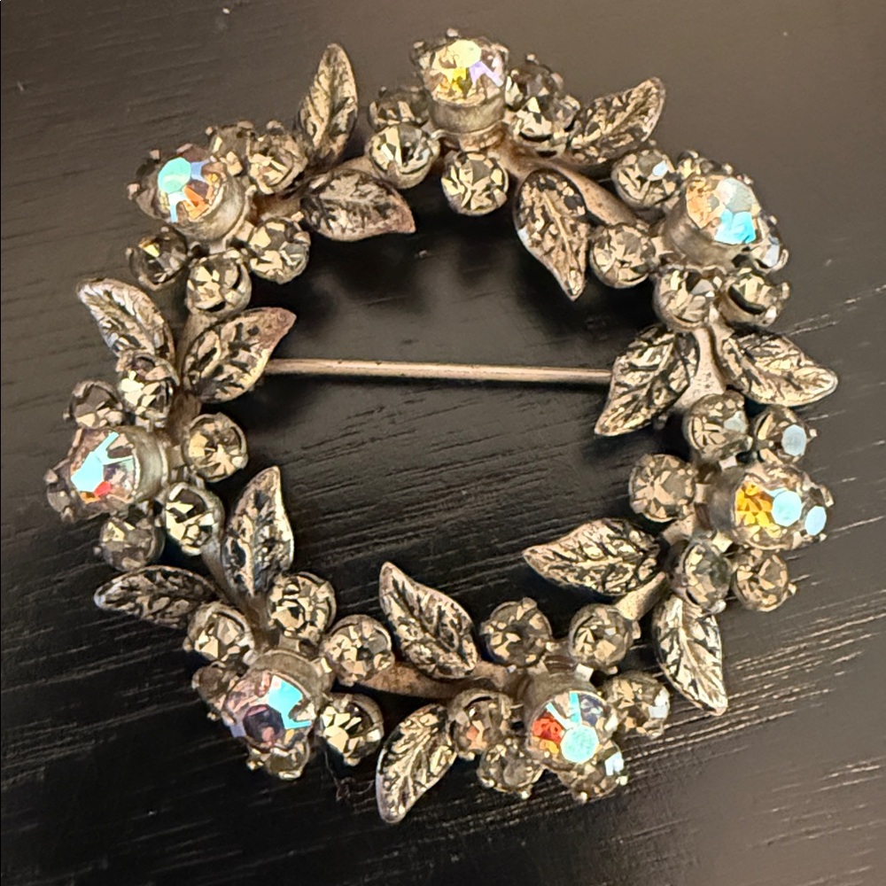 vintage silver-tone metal wreath brooch rhinestone and aurora borealis crystal